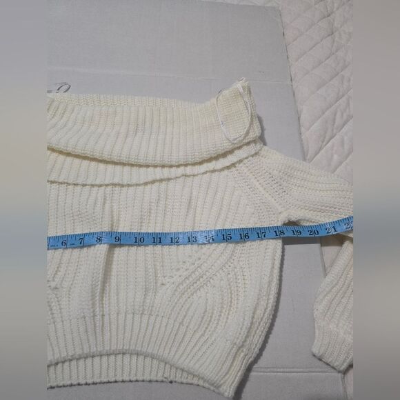 Lulus Carmichael Ivory Off-the-Shoulder Knit Sweater Size Small - Picture 7 of 10